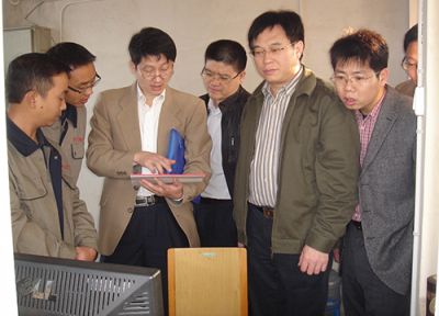 省經委、市經委領導了解工作情況